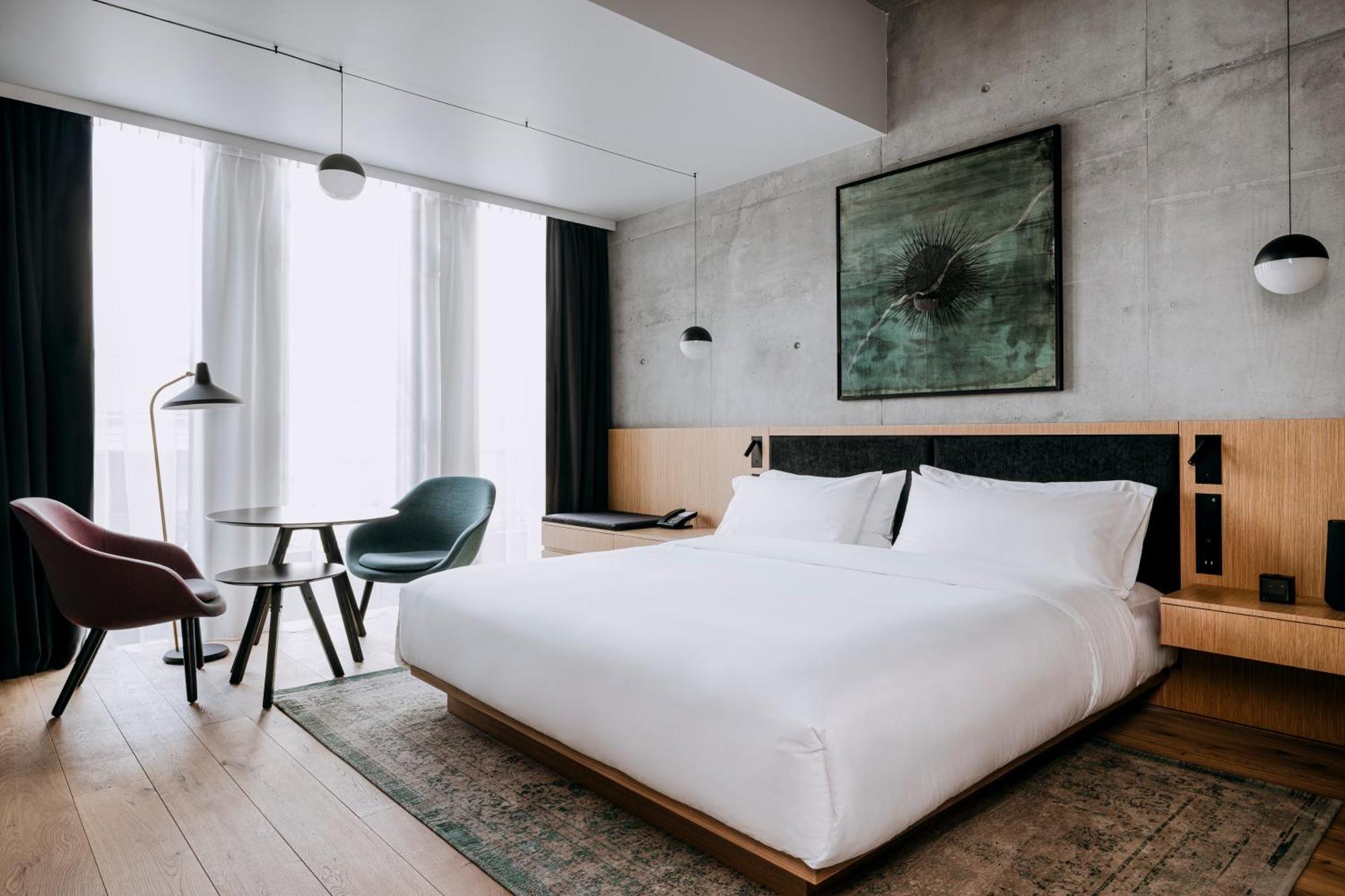 Executive Room