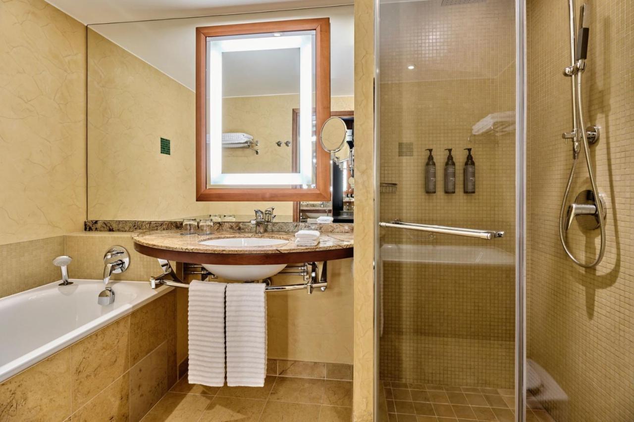 Suite 1 Chambre Exécutive avec 1 Lit King-Size - Vue sur Ville