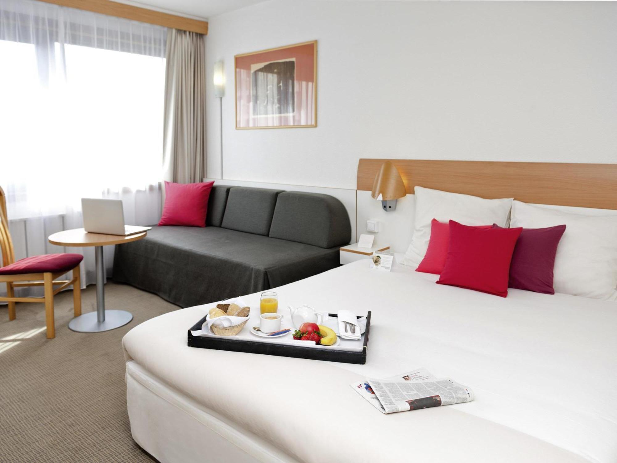 Standard Double Room Sofa